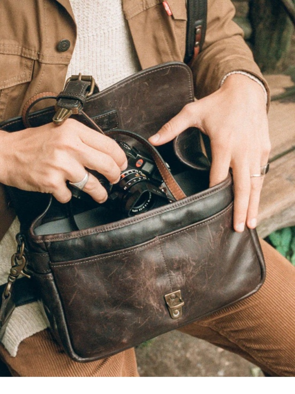 NWOT ONA Bowery Camera Bag - Picture 4 of 10